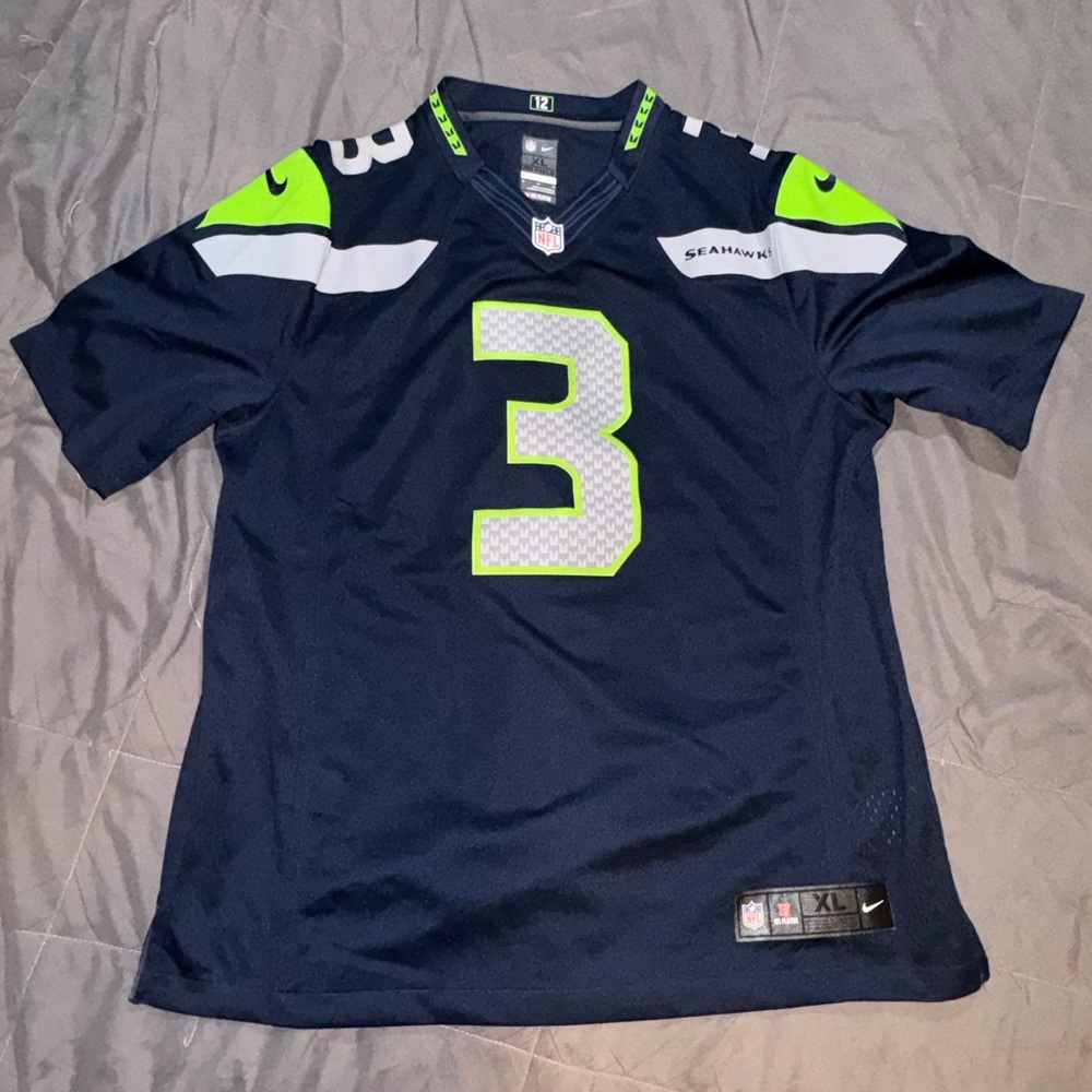 NIKE RUSSELL WILSON SEATTLE SEAHAWKS JERSEY